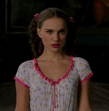 natalie portman hot gif|Natalie Portman Gifs .